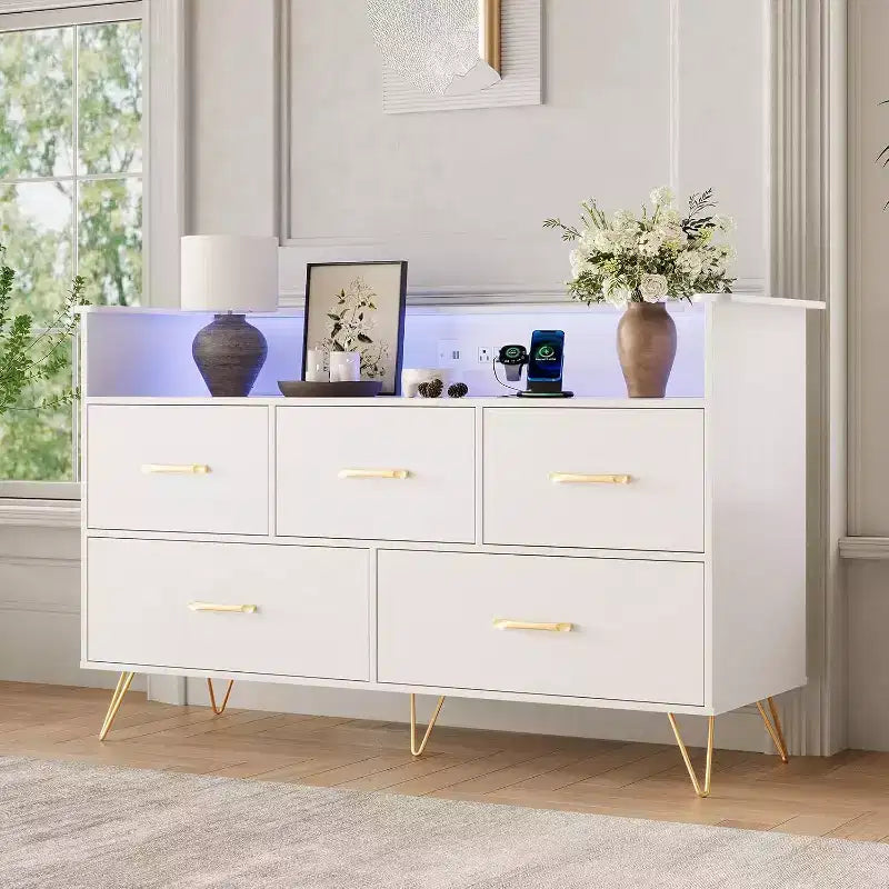 Cassettiera LED con Stazione di Ricarica - Cassettiera Moderna in Legno a 5 Cassetti Larga 120 cm, Organizzatore per Camera da Letto, Cameretta, Corridoio e Appartamenti