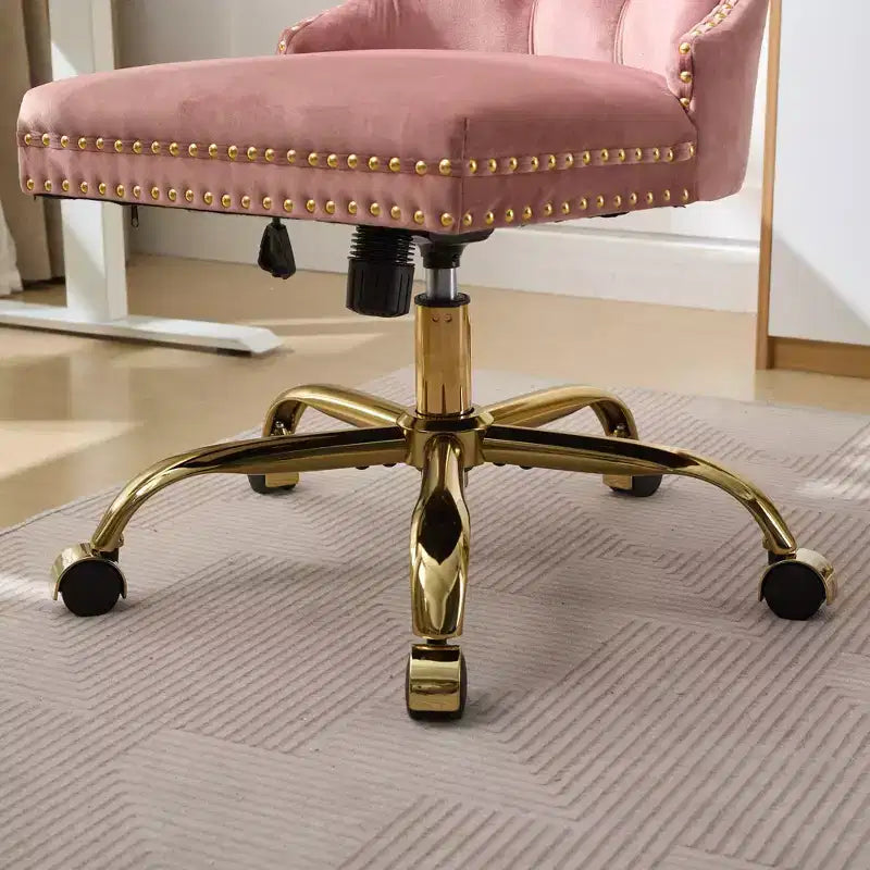 Sedia da scrivania regolabile, sedia da ufficio girevole, sedia da ufficio moderna in velluto imbottita con bottoni trapuntati e base in metallo dorato, rosa