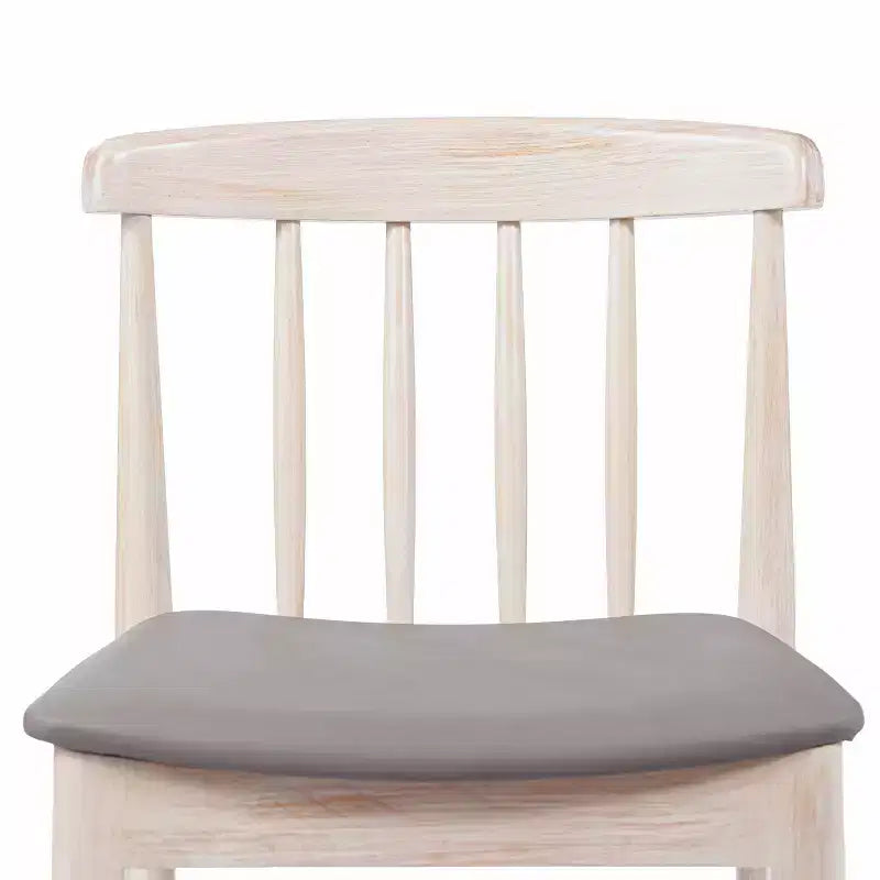 Sedia da pranzo Chester in legno massello di grado commerciale con schienale a doghe e sedile in vinile