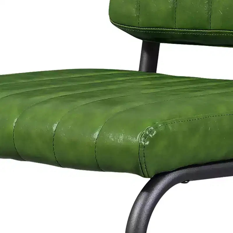 Set di 2 Sgabelli da Bar a Sbalzo Imbottiti in Pelle Sintetica con Gambe in Metallo Nero, Altezza Bancone, Verde Oliva