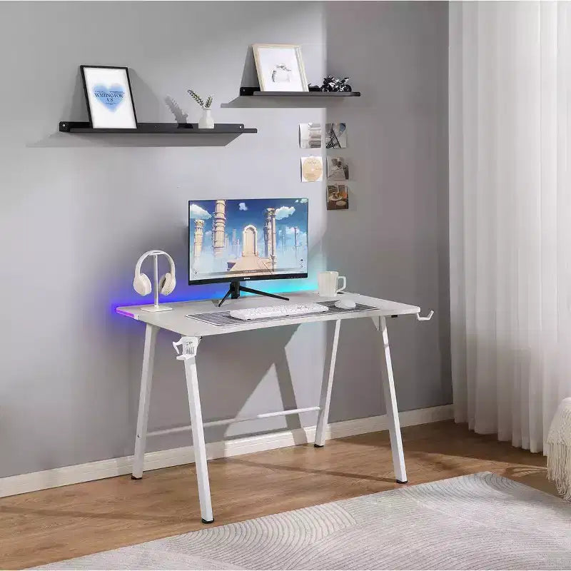 Scrivania da Gaming con Luci a LED e Supporto per Cuffie