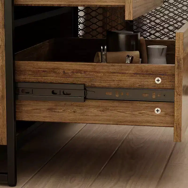 Credenza da cucina in legno con ante metalliche, 3 cassetti e ripiani, larghezza 150 cm, per sala da pranzo