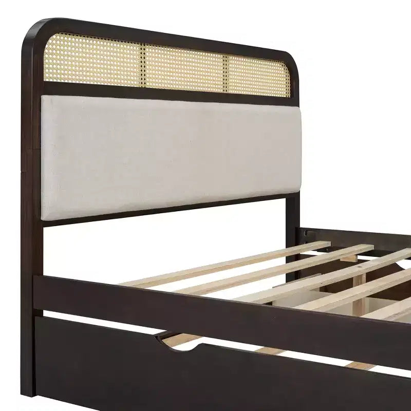 Letto a piattaforma matrimoniale in legno con letto estraibile e 2 cassetti, letto con inserti in rattan 4S